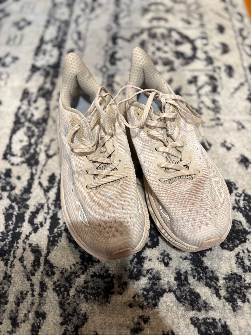 Women’s Lightweight Neutral Running Shoes - Beige